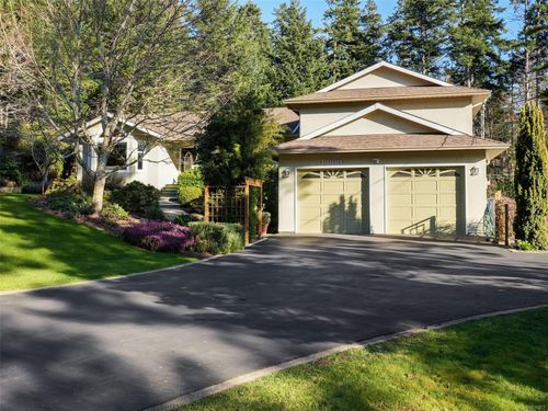 e-3888 Duke Rd W, Metchosin, BC, V9C4A5 | Card Image