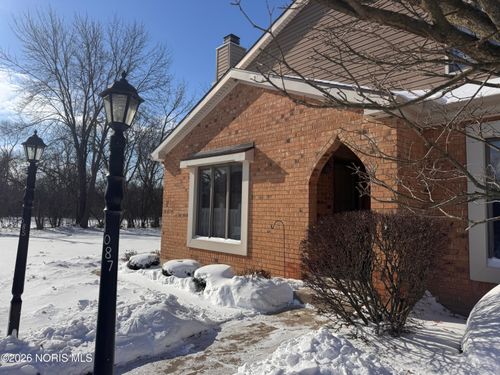 11085 Riverbend Ct E, Perrysburg, OH, 43551-3672 | Card Image