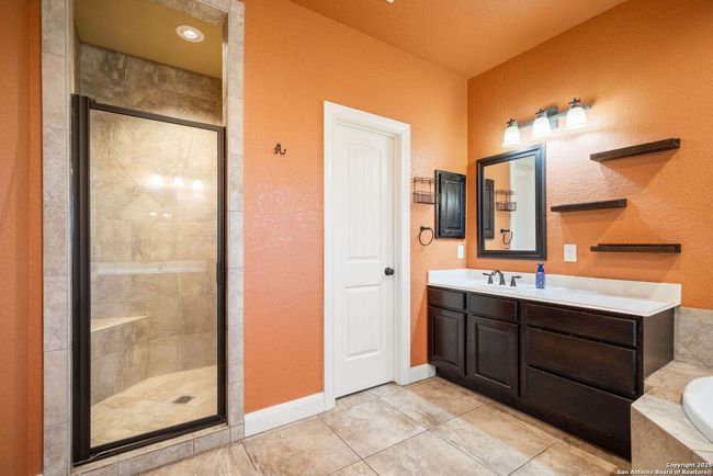 7006 Robin Hood Way, House other with 3 bedrooms, 3 bathrooms and null parking in Schertz TX | Image 19