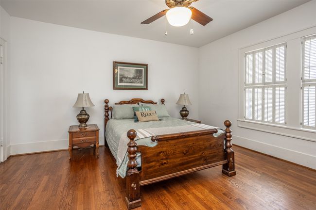 1118 S Lindsay St, House other with 3 bedrooms, 3 bathrooms and null parking in Gainesville TX | Image 28