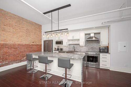 107-200 Stinson St, Hamilton, ON, L8N4J5 | Card Image