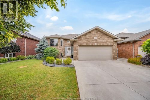 1409 Katella Ave, Windsor, ON, N8P1R4 | Card Image