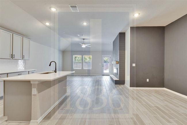 135 Hackberry Ln, House other with 3 bedrooms, 2 bathrooms and null parking in Bastrop TX | Image 6