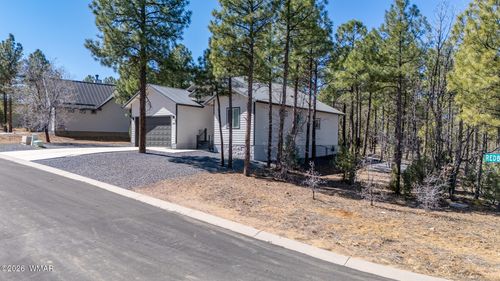 1040 S Redberry Dr, Show Low, AZ, 85901-1109 | Card Image