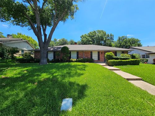 2220 Eastwood Dr, Richardson, TX, 75080-2609 | Card Image