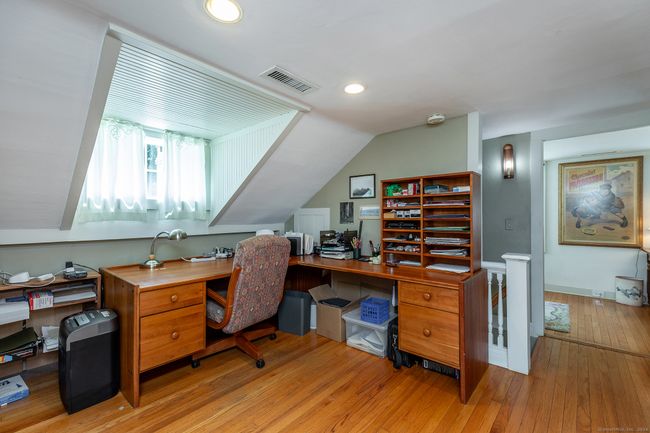 151 Flanders Rd, House other with 3 bedrooms, 3 bathrooms and null parking in Woodbury CT | Image 31