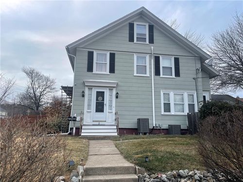 2-2 Brook St, Smithfield, RI, 02917-2944 | Card Image