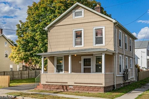 25 Canal St, Raritan, NJ, 08869-2018 | Card Image