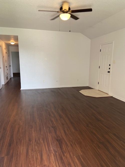 b-3700 Dustin Ct, Killeen, TX, 76549-3559 | Card Image