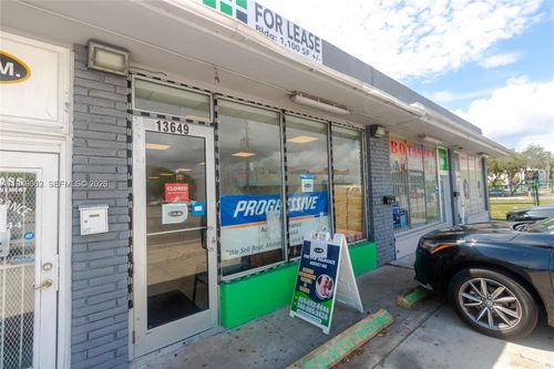 13649 W Dixie Hwy, North Miami, FL, 33161-3829 | Card Image