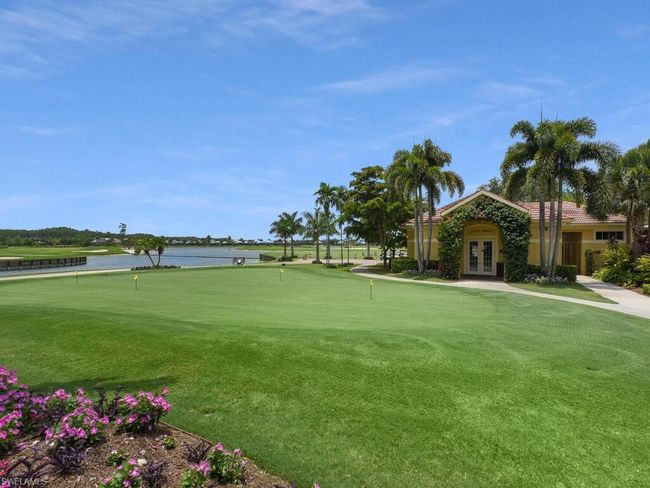 Country Club | Image 38