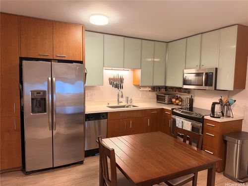 206-1310 Pensacola St, Honolulu, HI, 96814-1162 | Card Image