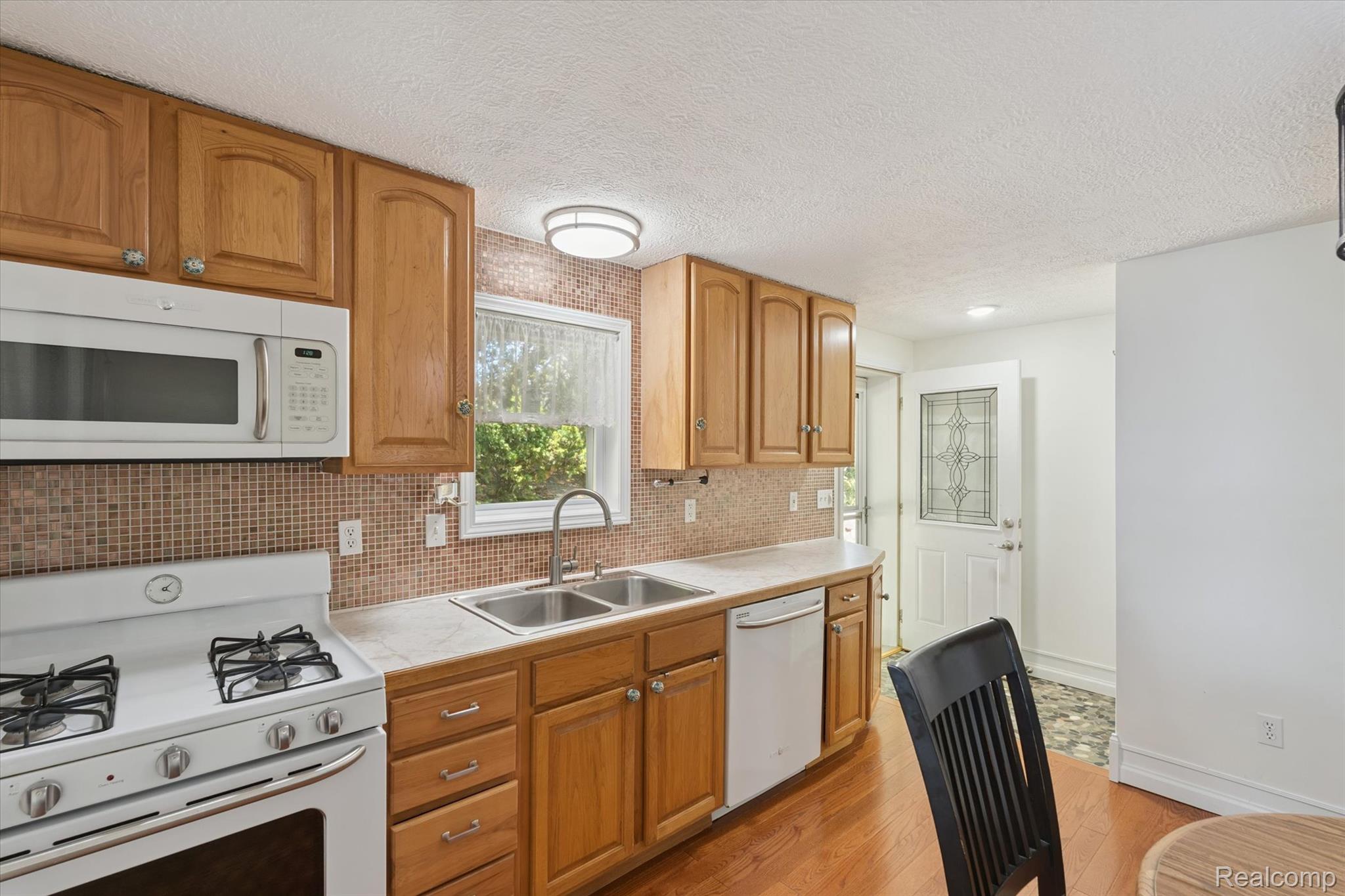 Residential in Fenton Charter Township 5