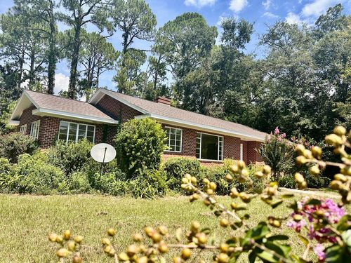 356 E Main St, Colquitt, GA, 39837-3831 | Card Image