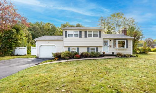 64 Warren St, Cheshire, CT, 06410-2748 | Card Image