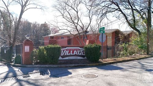 b205-250 Little St, Athens, GA, 30605-5438 | Card Image