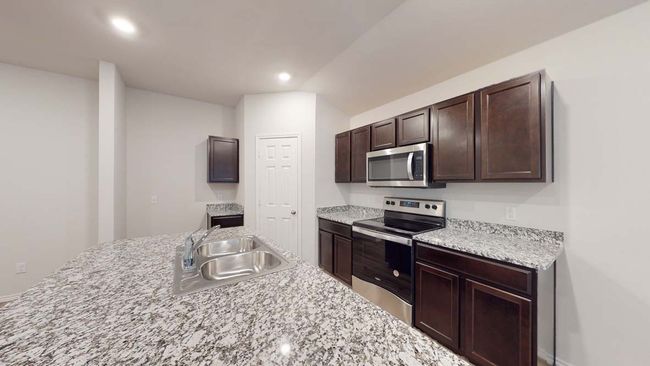 177 Creekfall Rd, House other with 3 bedrooms, 2 bathrooms and 2 parking in Burnet TX | Image 7