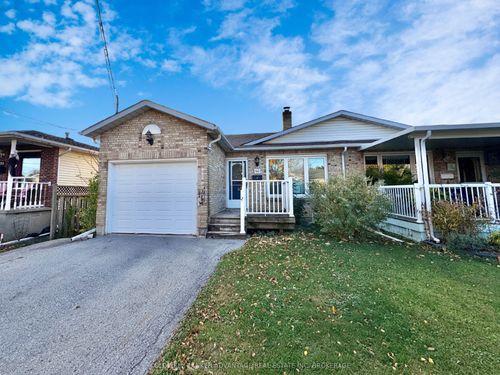 86 Commercial St, Welland, ON, L3B5Y9 | Card Image