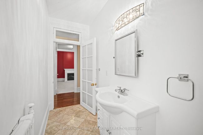 61 Russell St E, House other with 5 bedrooms, 2 bathrooms and 6 parking in Smiths Falls ON | Image 25