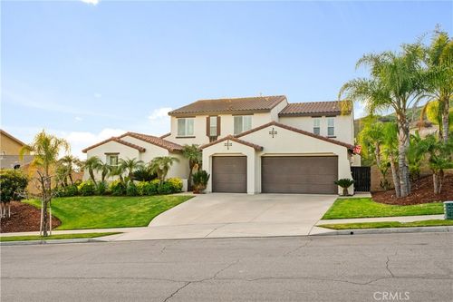 33740 Old Trail Dr, Yucaipa, CA, 92399 | Card Image