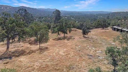 1379-1379 Lilley Mountain Dr, Coarsegold, CA, 93614 | Card Image