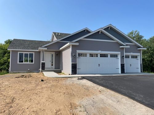1011 Trinity St Ne, Isanti, MN, 55040-2102 | Card Image