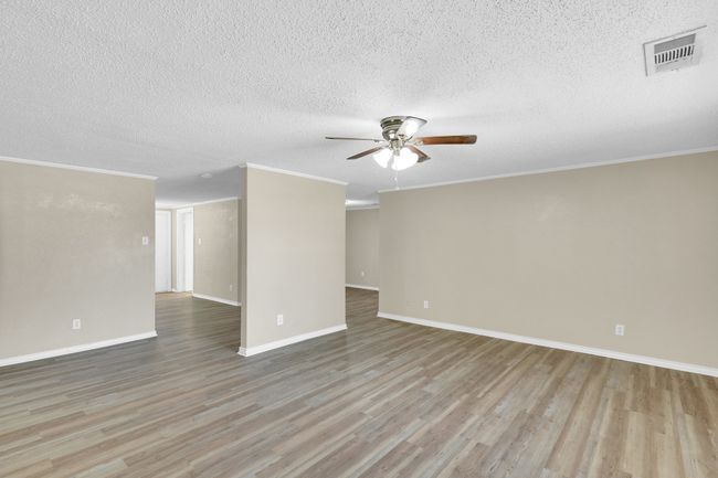 214 Hill Ln, House other with 3 bedrooms, 2 bathrooms and null parking in Red Oak TX | Image 13