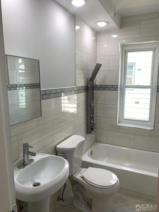 168 Bunns Lane, Sold in Woodbridge Proper Zoocasa