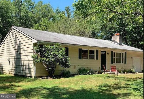 12 Vance St, BROWNS MILLS, NJ, 08015-4549 | Card Image