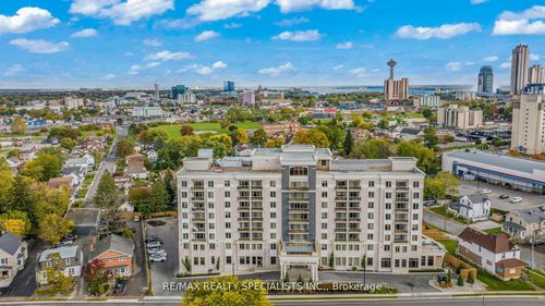 809-5698 Main St, Niagara Falls, ON, L2G0Z2 | Card Image