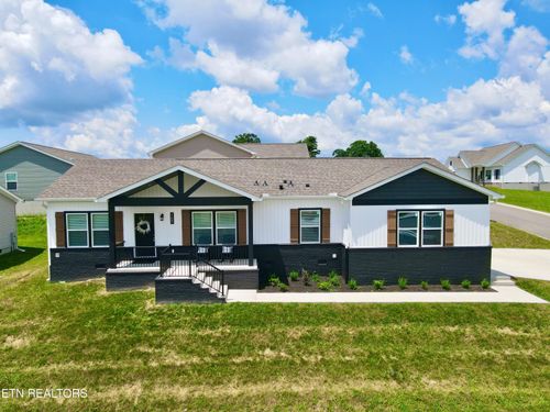 105 Ruby Ln, New Tazewell, TN, 37825 | Card Image