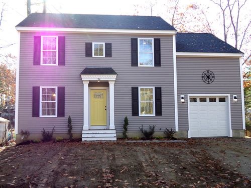 34 Tibbetts Road, Fremont, NH, 03044 | Card Image