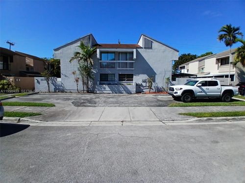 c-15820 Sw 91st Ct, Palmetto Bay, FL, 33157-1951 | Card Image