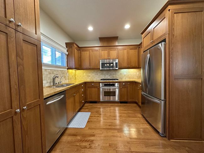 A - 1434 Laguna St, Condo with 3 bedrooms, 2 bathrooms and null parking in Santa Barbara CA | Image 5
