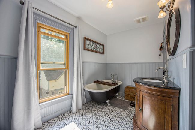 73640 Fulton St, House other with 4 bedrooms, 3 bathrooms and null parking in Armada MI | Image 18