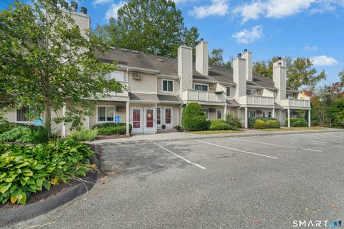 255-255 Willow Spgs, New Milford, CT, 06776 | Card Image