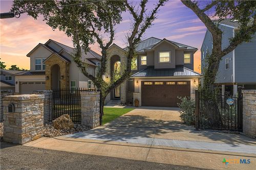 174 Edge Hill Dr, Canyon Lake, TX, 78133-4442 | Card Image