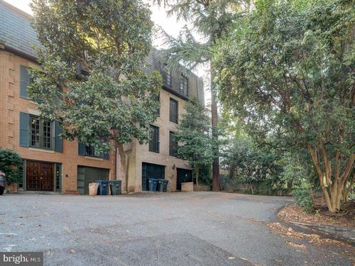 2142 Cathedral Ave Nw, WASHINGTON, DC, 20008-1502 | Card Image