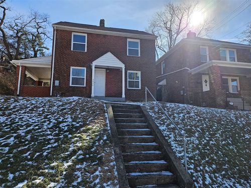 2072 Boggs Ave, Wilkinsburg, PA, 15221-1219 | Card Image
