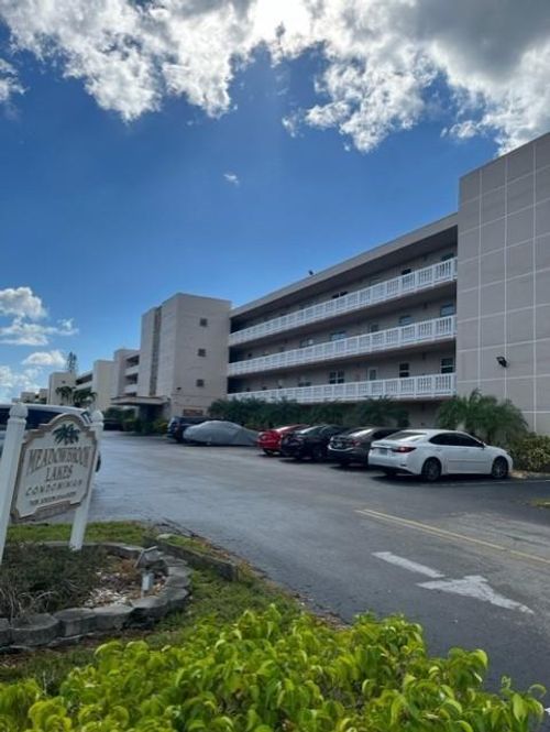 apt-306-314 Se 10th St, Dania Beach, FL, 33004-5222 | Card Image