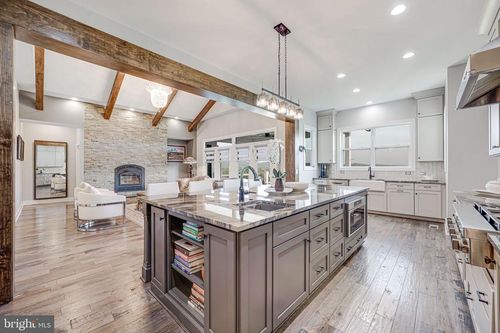 12116 Petey Ln, Lovettsville, VA, 20180-2437 | Card Image