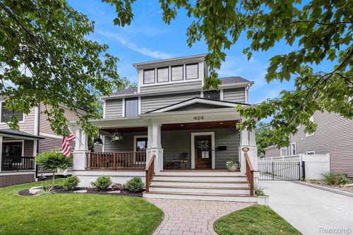 424 Taylor Ave, Rochester, MI, 48307-1848 | Card Image