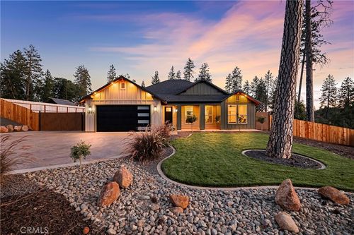 5869 Fickett Ln, Paradise, CA, 95969-5516 | Card Image