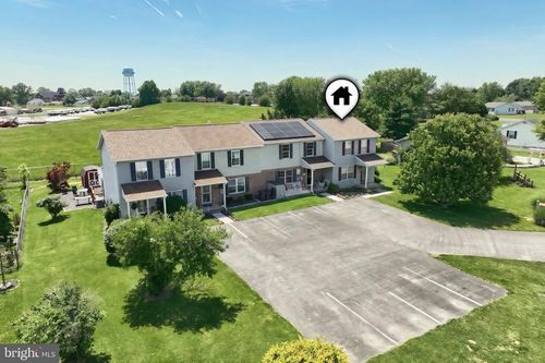 112 Billerbeck St, NEW OXFORD, PA, 17350-9390 | Card Image
