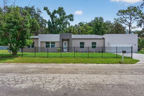 8003 Chaney Ln, Tampa, FL, 33617-7606 | Card Image