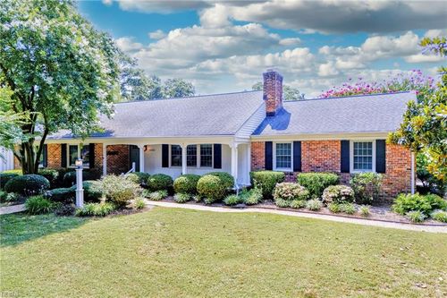 1321 Wythe Ln, Virginia Beach, VA, 23451-3776 | Card Image