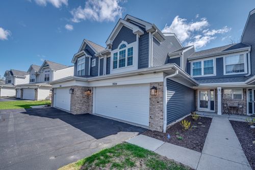 3924 Garnette Ct, Naperville, IL, 60564-7123 | Card Image