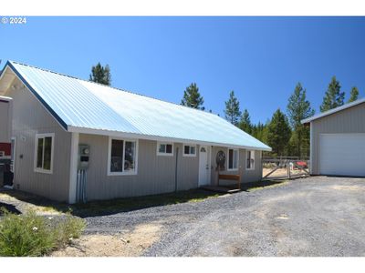 132860 Hwy 97, House other with 2 bedrooms, 1 bathrooms and 2 parking in Crescent OR | Image 2