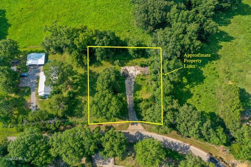 1230 Overstreet Dr, Thomasville, AL, 36784-4622 | Card Image