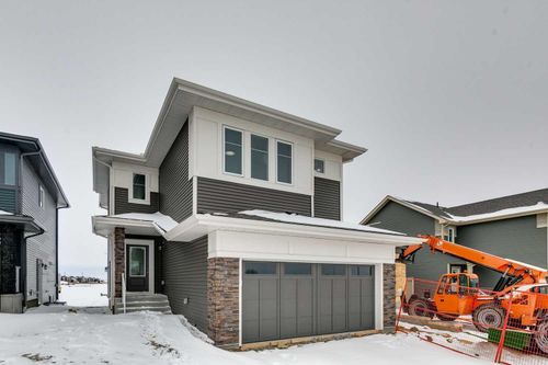420 Ranch Gdns, Strathmore, AB, T1P | Card Image